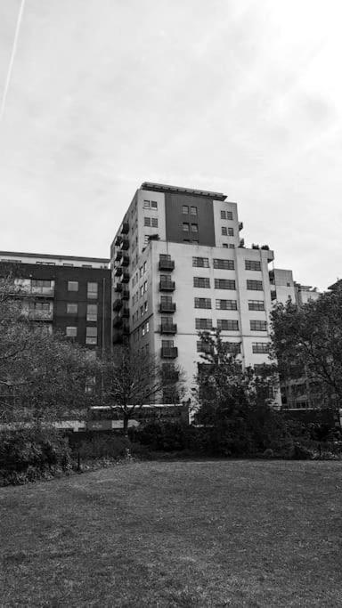 Appartamento 3 Bed Flat With A View Londra