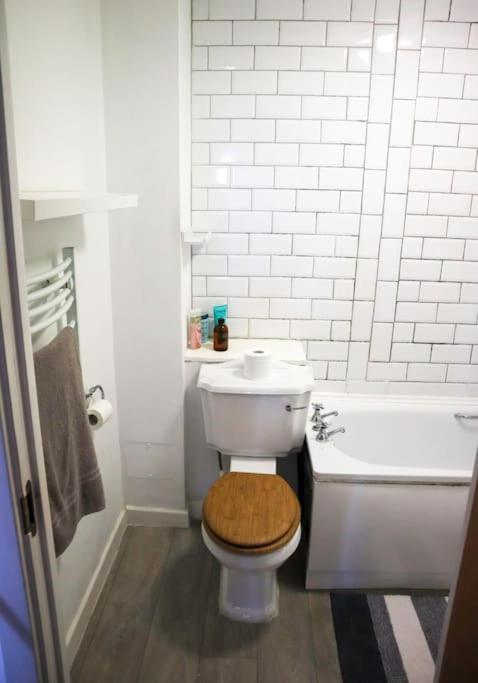 3 Bed Flat With A View Appartamento